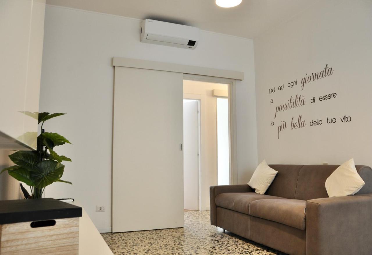 M.Aurelio Light Brown Apartment Милано Екстериор снимка